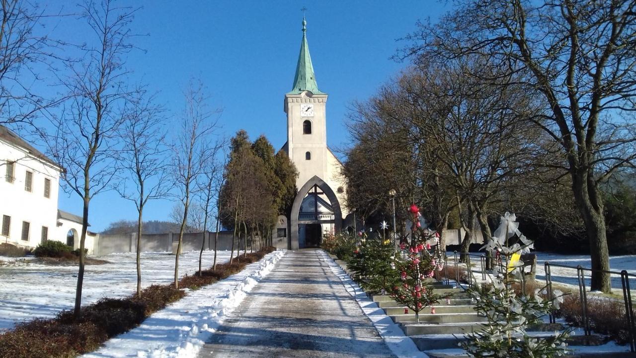 Penzion Cervena Voda -Penzion S Dotekem Dalek Exterior foto